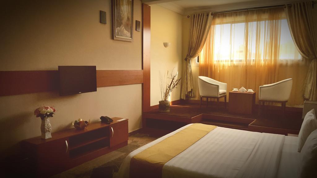 Casalinda Hotel & Gallery Resort Mobushipe Exteriör bild